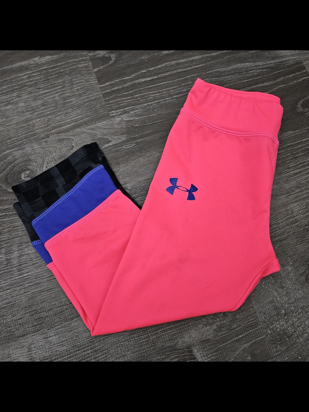 Under Armour Girls Pink HeatGear Cropped Capri Leggings Size 6
